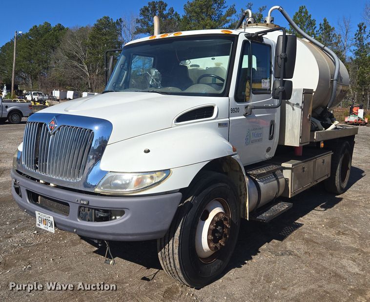 2012 International Durastar 4300 sewer jetter truck - DU2684