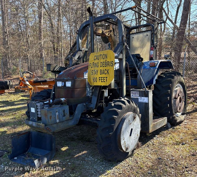 New Holland TS100 MFWD tractor - DU2685