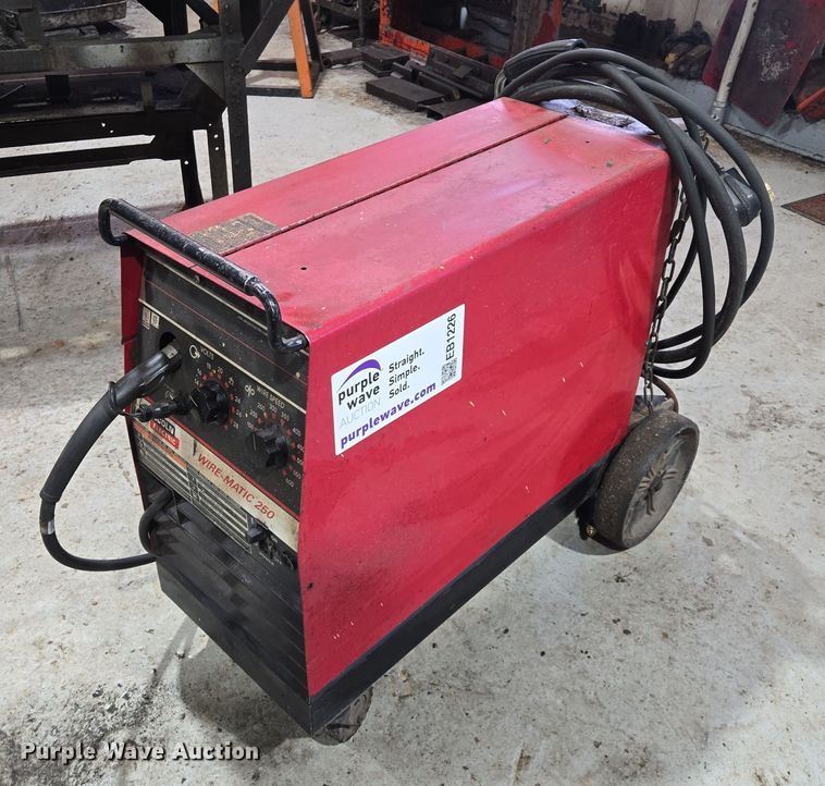 Lincoln Wire Matic 250 welder - EB1226