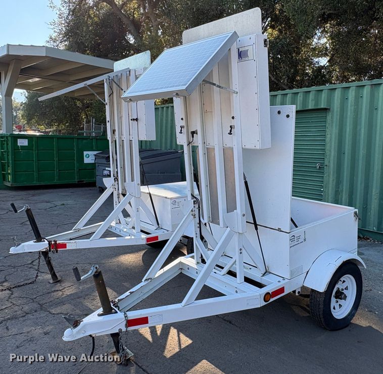 2011 Kustom Signals radar trailer - EC8206