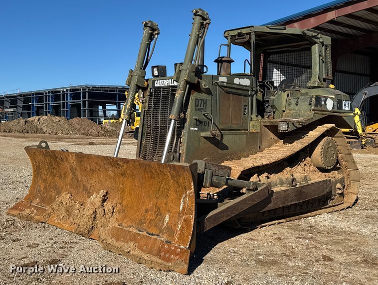 1992 Caterpillar D7H dozer - EN0887