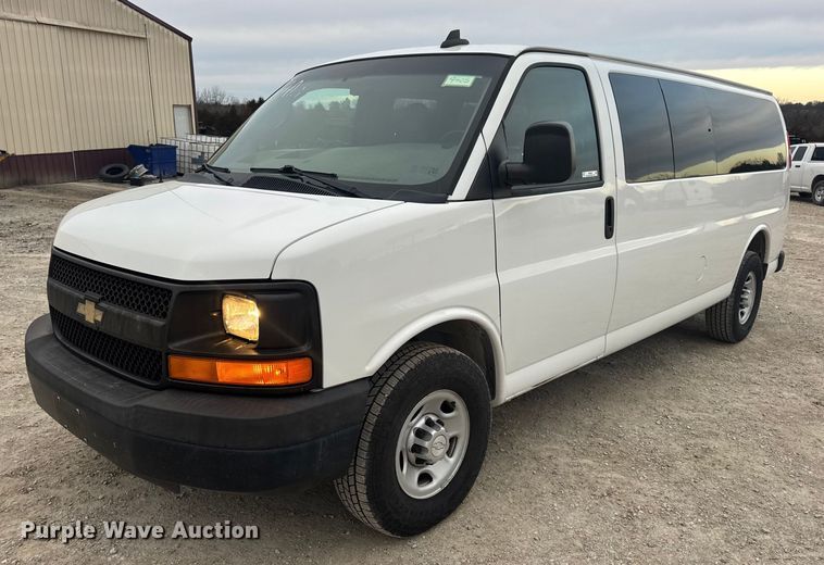 2016 Chevrolet Express 3500 Van - EN0895