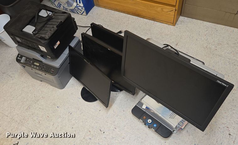 Assorted electronics - ES2704