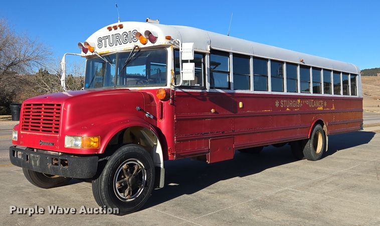 1996 International 3800 school bus - ES2708