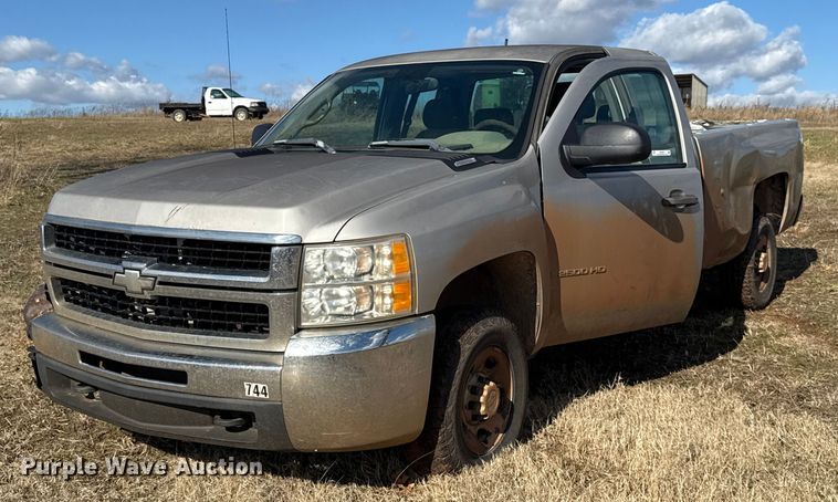 2007 Chevrolet Silverado 2500HD Ext. Cab pickup truck - ES5649