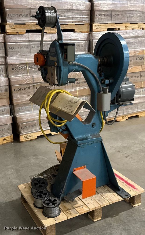 1985 Interlake S3A 3/4 wire stitcher - ET4331