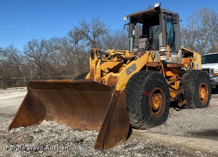 1997 Case 621B wheel loader - ET4407