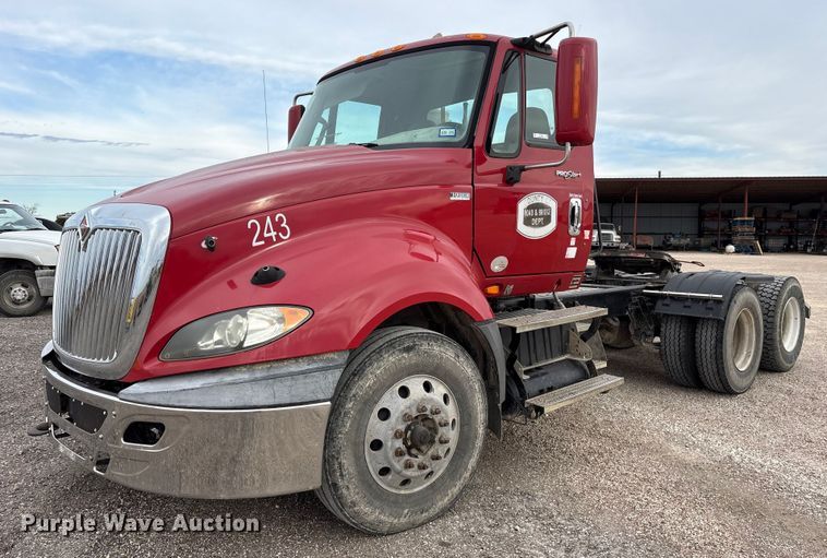 2014 International ProStar Plus 122  semi truck - ET7488