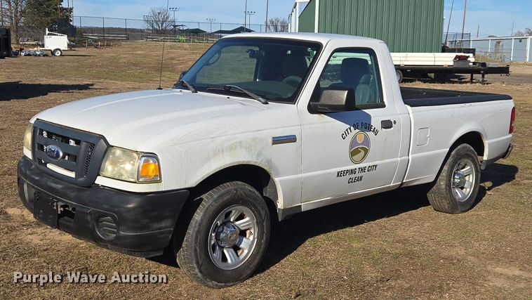 2010 Ford Ranger pickup truck - EV2620