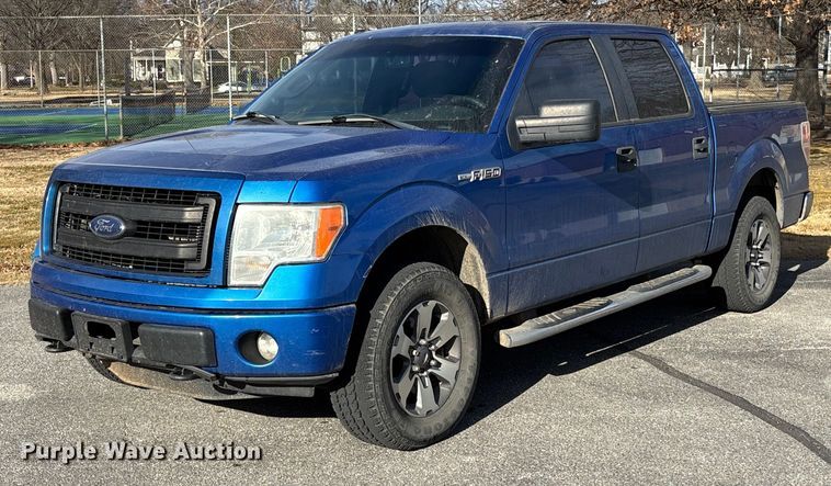 2014 Ford F150 Crew Cab pickup truck - FI1605
