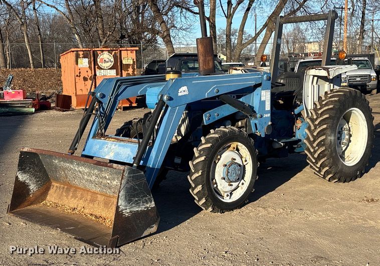 Ford CA414D MFWD tractor - OE9328