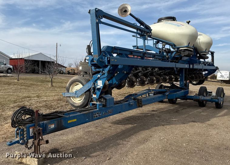 2010 Kinze 3660 no-till planter - EN0183