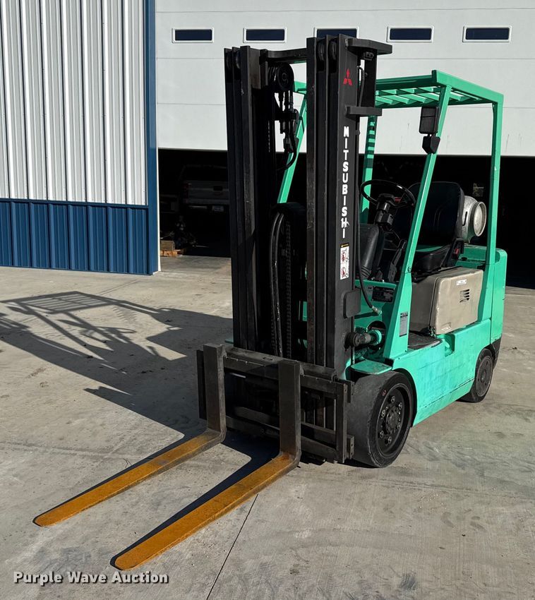 Mitsubishi FGC25 forklift - EP2811