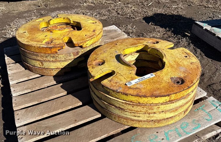 (8) John Deere wheel weights - EP2816
