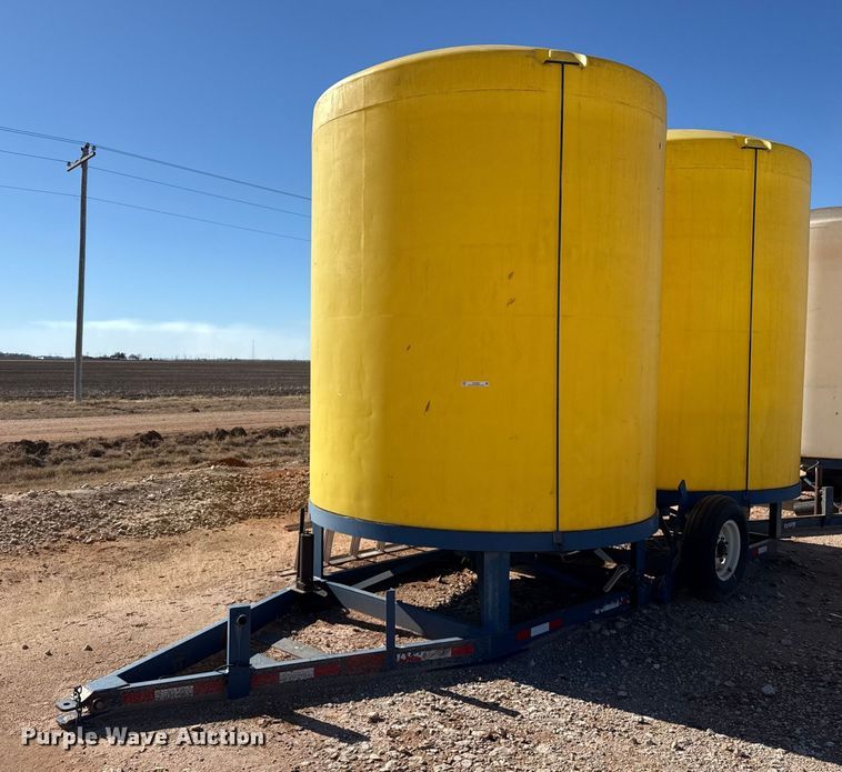 Nurse tank trailer - EP2845