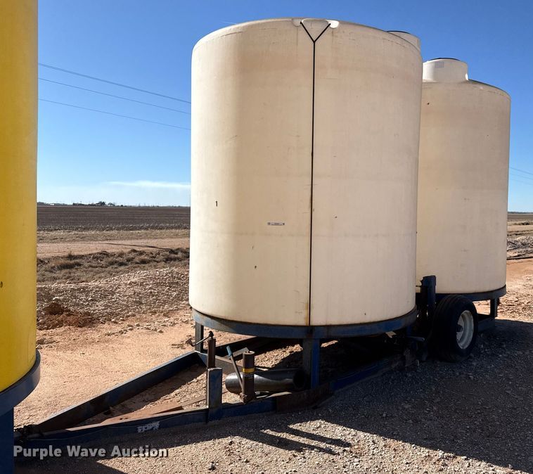 Nurse tank trailer - EP2846