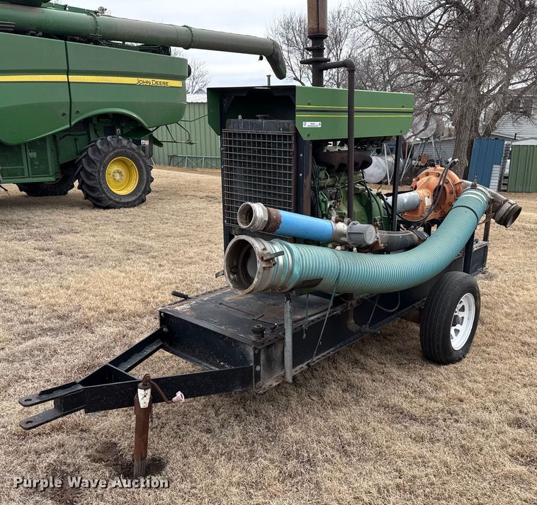 Lagoon pump trailer - EP2852