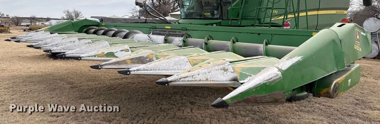 John Deere 1253A all-crop head - EP2853