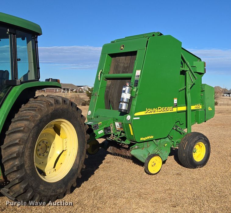 John Deere 467 round baler - ET1168