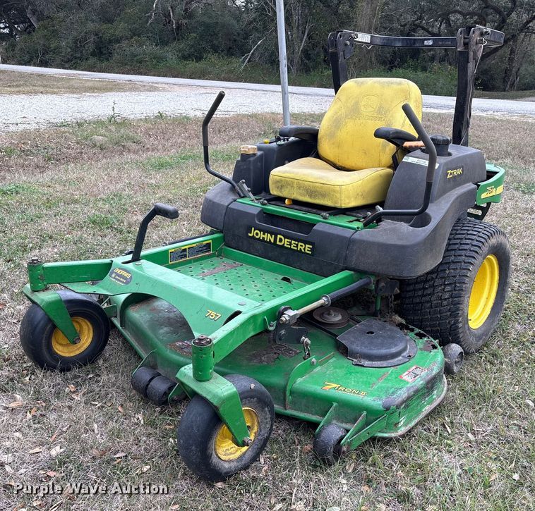 John Deere 757 ZTR lawn mower - EU7333