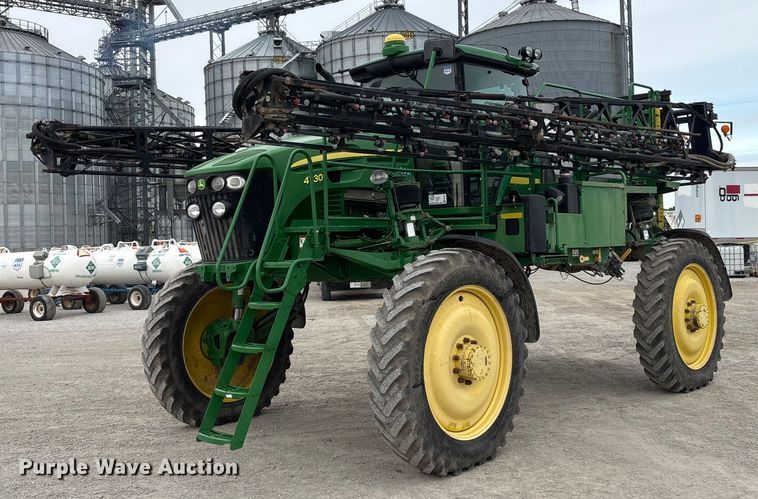 2013 John Deere 4730 sprayer - FG2577