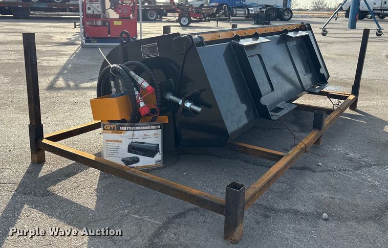 2025 Giyi BS72 skid steer sweeper - FG2622