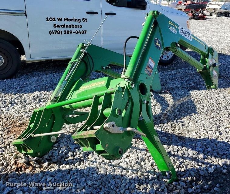 2022 John Deere 520M loader - YA2172