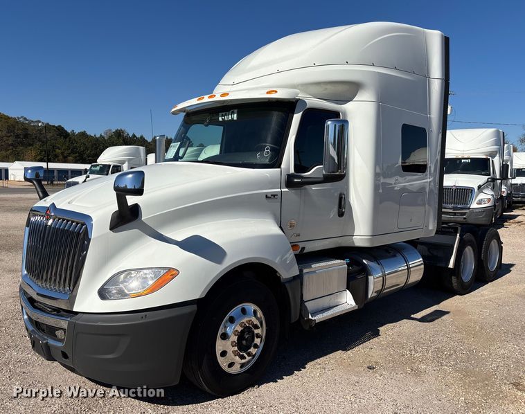 2020 International LT625 semi truck - EC3903