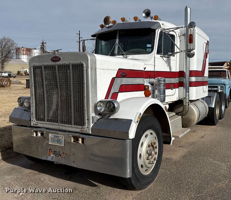 1980 Peterbilt 359 semi truck - EP2848