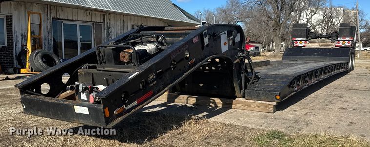 2019 Fontaine Renegade LXTN40 extendable lowboy equipment trailer - ET4370