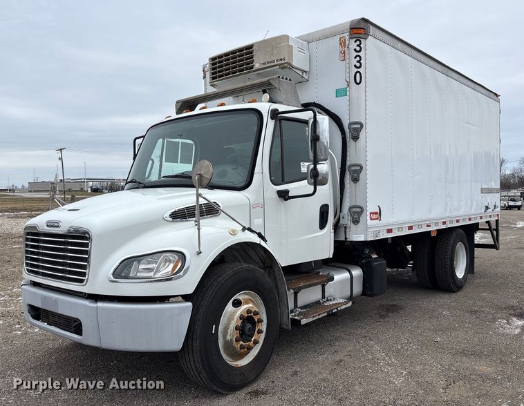 2014 Freightliner Business Class M2 refrigerated truck - FK1109