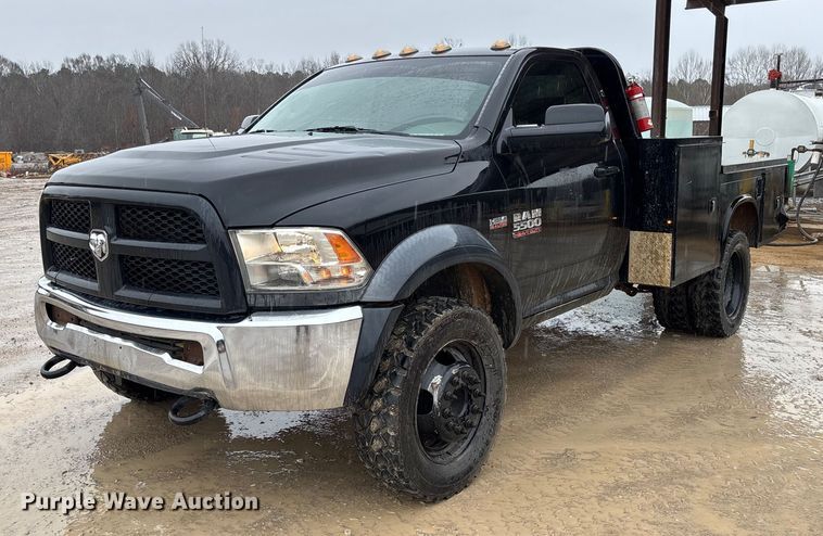2016 RAM 5500 flatbed truck - DR2838