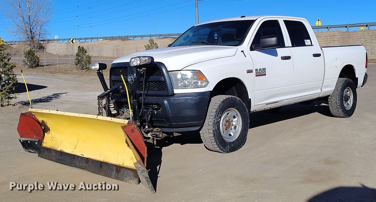2014 RAM 2500 Crew Cab pickup truck - DT0892