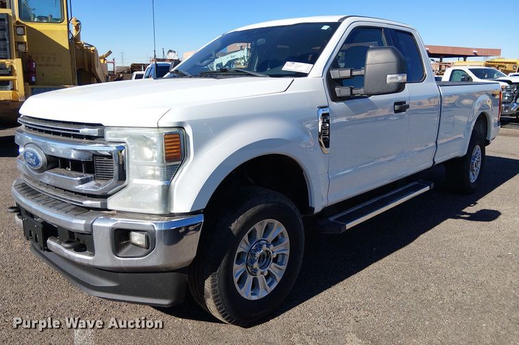 2022 Ford F250 Super duty XLT Ext. Cab pickup truck - EE5112