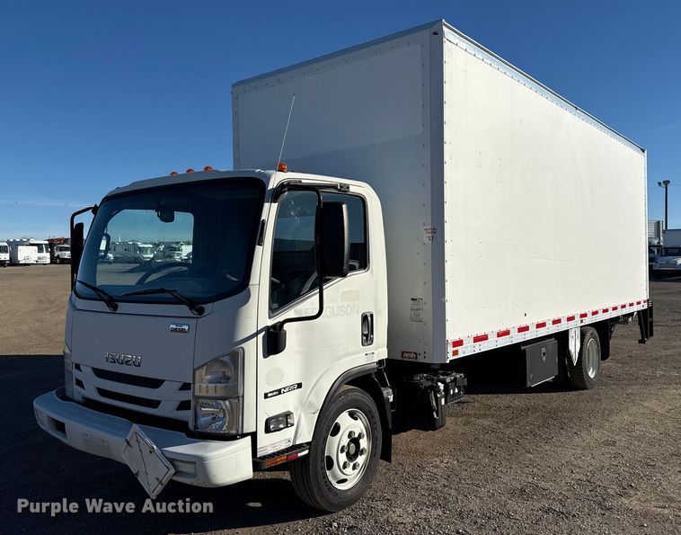 2020 Isuzu NRR box truck - EG1966