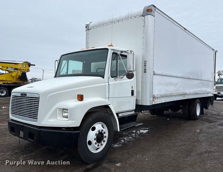 2000 Freightliner FL60 box truck - EG2041