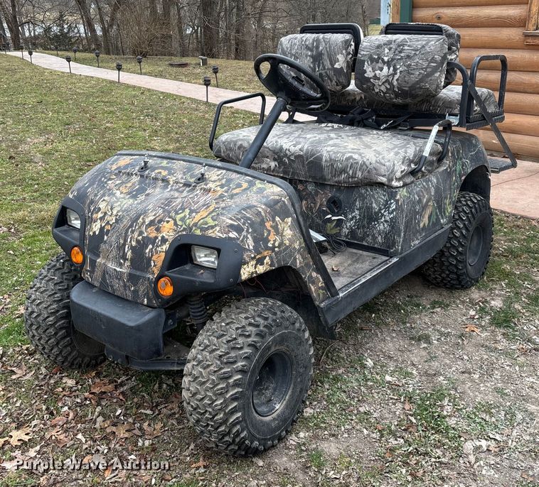 Yamaha G19E golf cart - EN5916