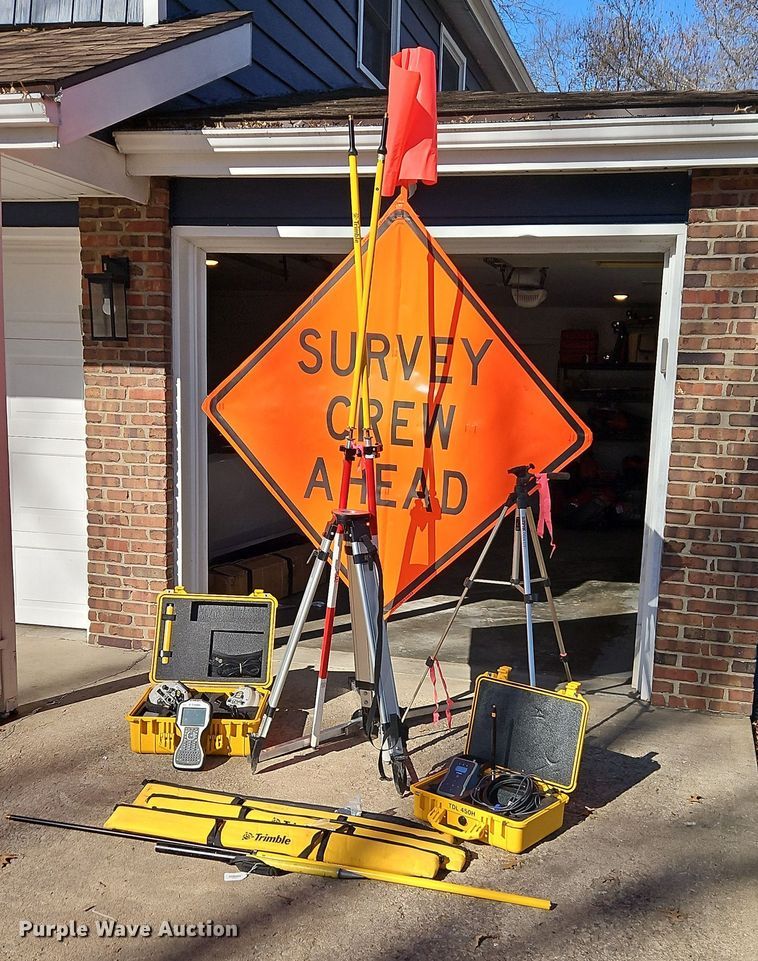 Trimble GPS equipment   - EO4934