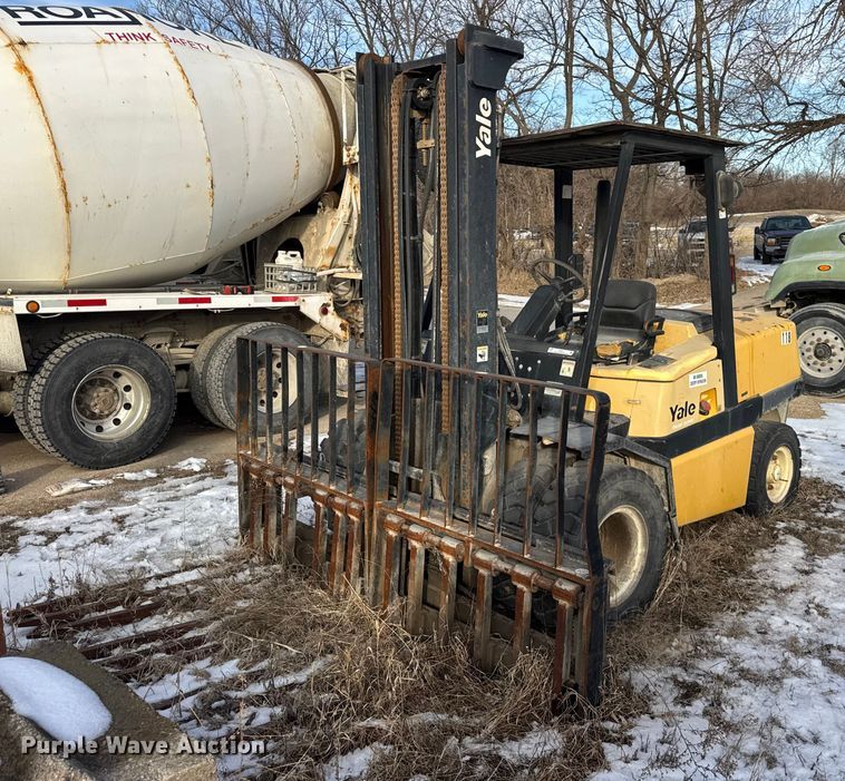 Yale GDP110MJNPBV105 forklift - ER0411