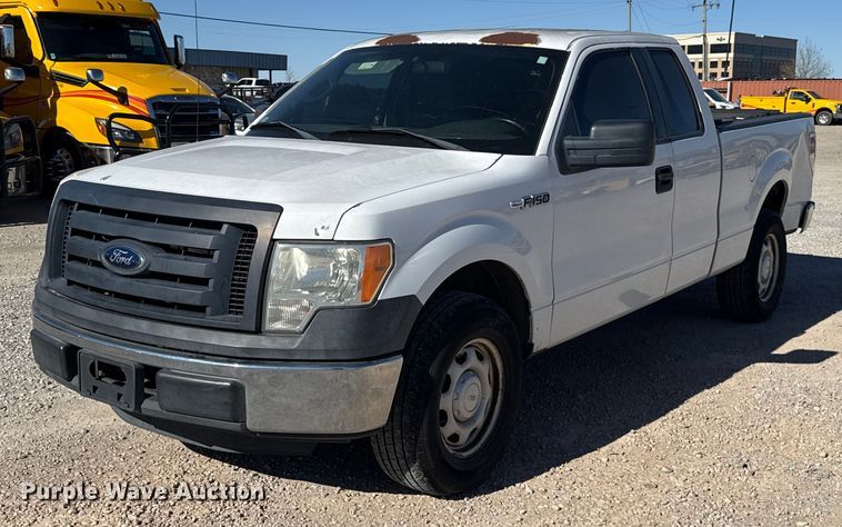 2012 Ford F150 Ext. Cab pickup truck - ES5698