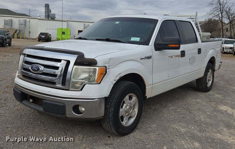 2011 Ford F150 XLT Crew Cab pickup truck - ET1200