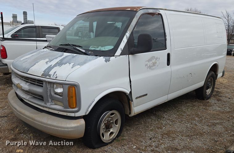 2000 Chevrolet Express van - ET1212