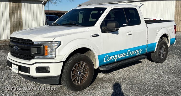 2019 Ford F150 Ext. Cab pickup truck - ET8640