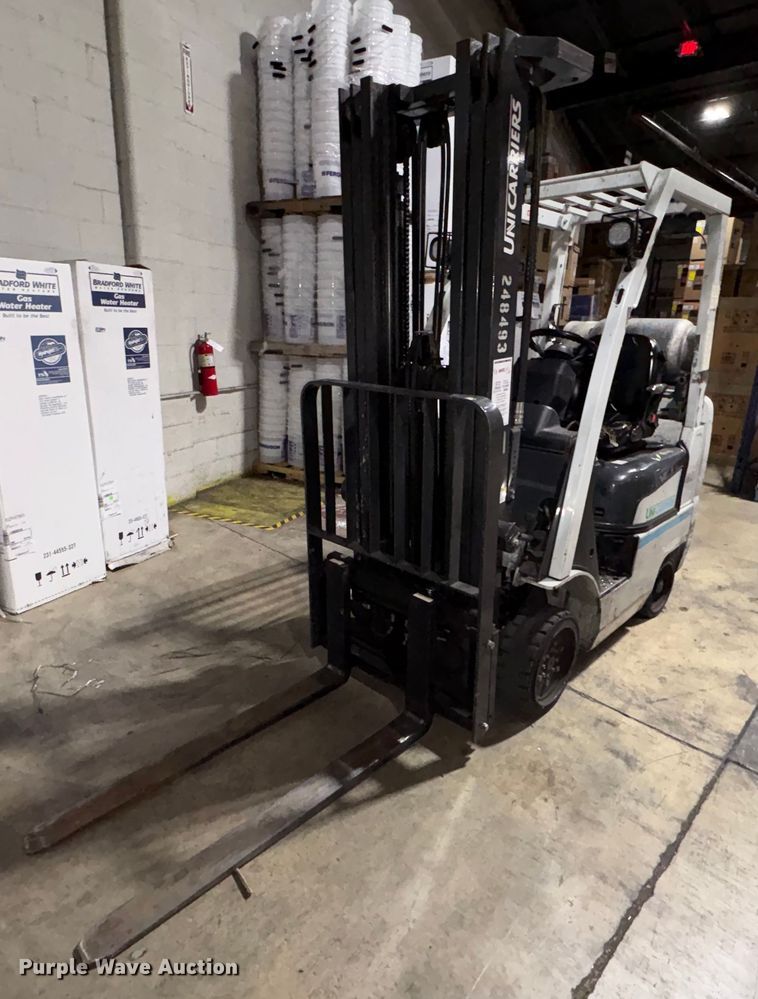 2016 UniCarriers CFS40 forklift - ET8646