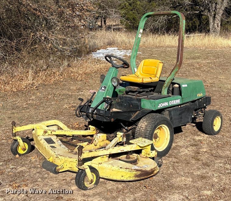 John Deere F935 lawn mower - EU0284