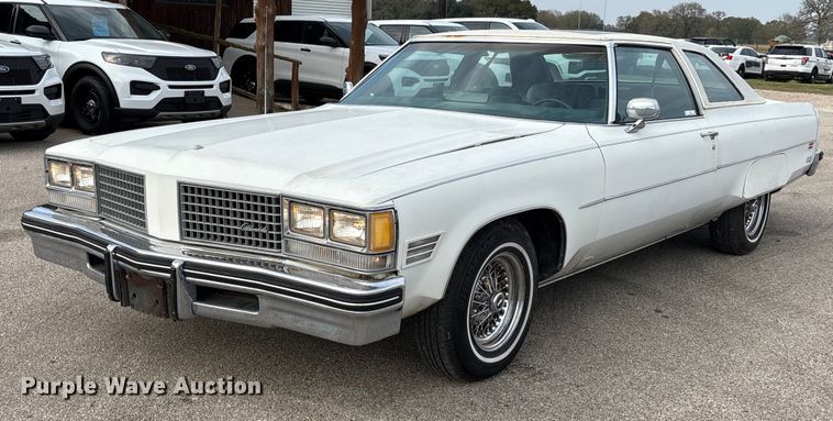1976 Oldsmobile Ninety Eight Regency  - EU7142