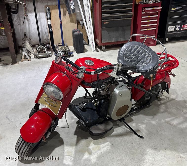 1960 Cushman Eagle motorcycle - EV2661