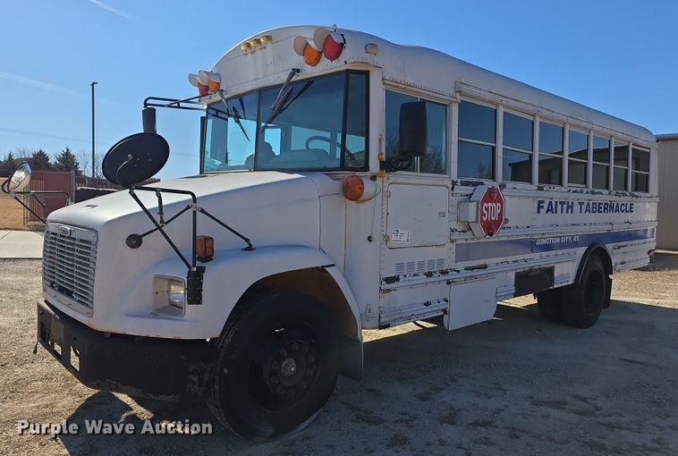 2005 Freightliner Thomas school bus - FI0772