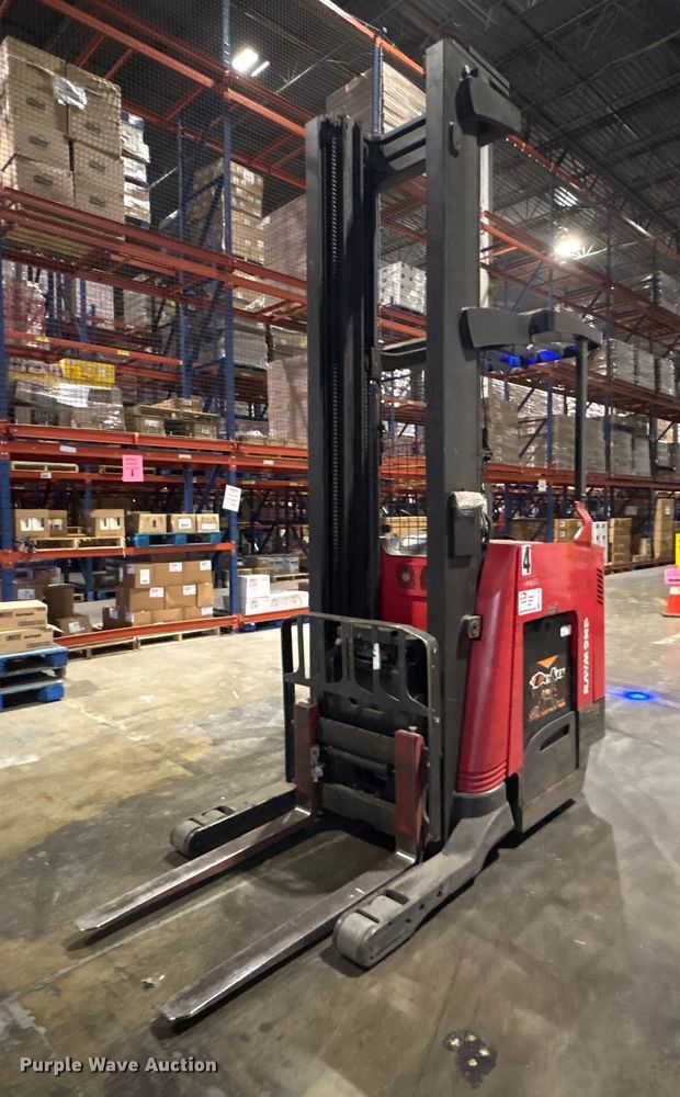 Raymond 750-R45TT reach truck - FK1125