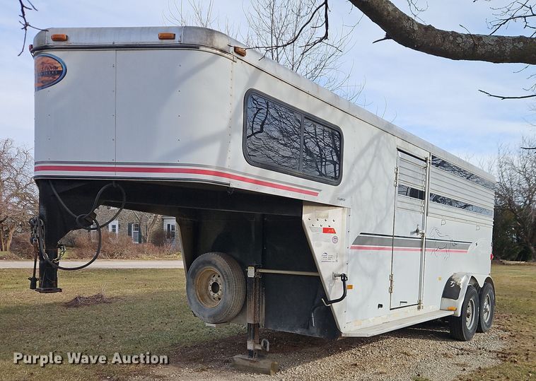 2003 Sundowner Stampede livestock trailer - FN5519